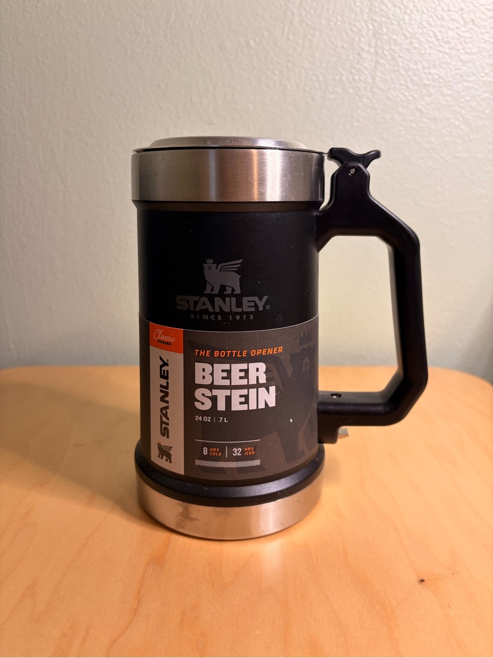 NWT Stanley Black and Silver Insulated Beer Stein